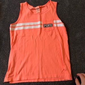 coral color tank top